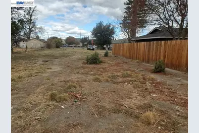 508 Grant Line Rd, Tracy, CA 94576 - Photo 1