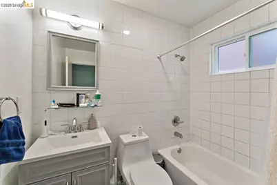 2427 McKinley Ave, Berkeley, CA 94703 - Photo 22