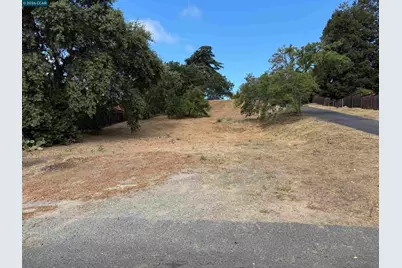 387 Camino Las Juntas, Pleasant Hill, CA 94523 - Photo 1