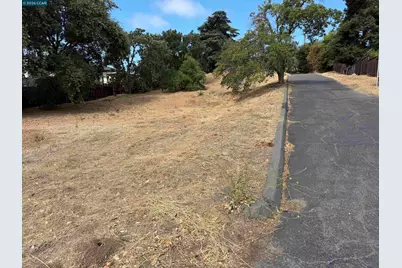 387 Camino Las Juntas, Pleasant Hill, CA 94523 - Photo 4