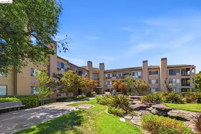 39206 Guardino Dr #302, Fremont, CA 94538 - Photo 2