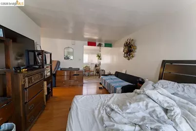 9833 Walnut St, Oakland, CA 94603 - Photo 28
