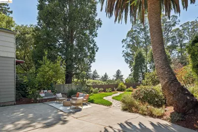200 Fairlawn Dr, Berkeley, CA 94708 - Photo 56