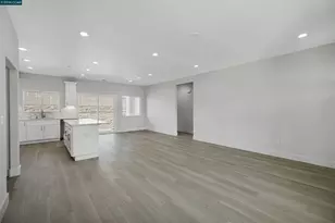 2102 Paige Ct, Pittsburg, CA 94565 - Photo 14