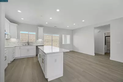 2102 Paige Ct, Pittsburg, CA 94565 - Photo 16