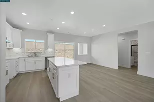 2102 Paige Ct, Pittsburg, CA 94565 - Photo 16