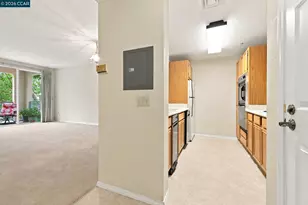 1840 Tice Creek Dr, Walnut Creek, CA 94595 - Photo 4