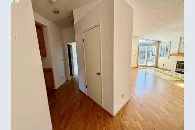 2061 Eilene Dr, Pleasanton, CA 94588 - Photo 26