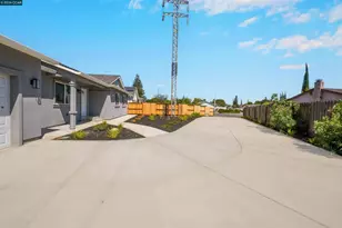 2100 Paige Ct, Pittsburg, CA 94565 - Photo 10