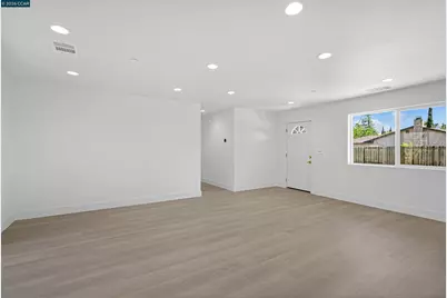 2100 Paige Ct, Pittsburg, CA 94565 - Photo 16