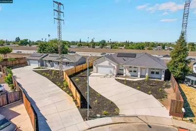 2100 Paige Ct, Pittsburg, CA 94565 - Photo 1