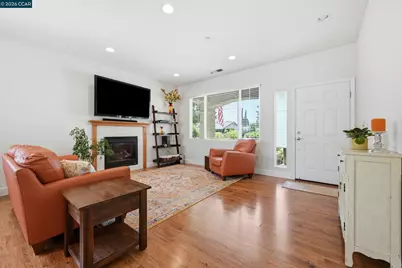 1335 Cypress Ct., Gilroy, CA 95020 - Photo 6