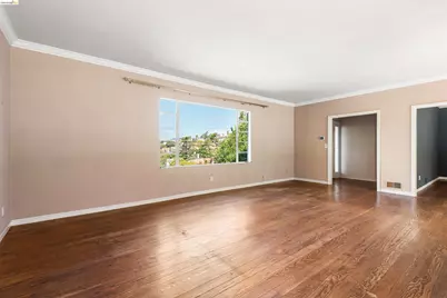 5134 Masonic, Oakland, CA 94618 - Photo 10