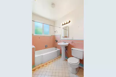 5134 Masonic, Oakland, CA 94618 - Photo 22
