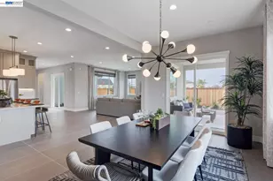 1288 Parkcrest Cir, Manteca, CA 95336 - Photo 50