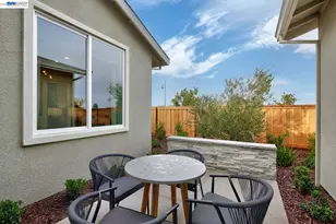 1288 Parkcrest Cir, Manteca, CA 95336 - Photo 76