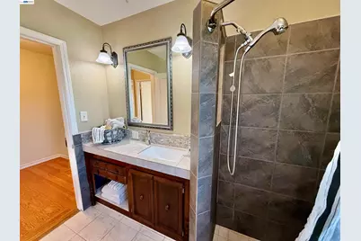 272 Lorraine Blvd, San Leandro, CA 94577 - Photo 36