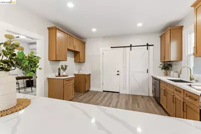 444 Wilson St, Napa, CA 94559 - Photo 10