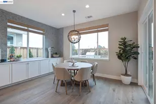 1276 Parkcrest Cir, Manteca, CA 95336 - Photo 20
