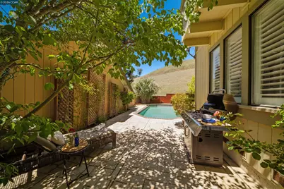 951 Redwood Dr, Danville, CA 94506 - Photo 56