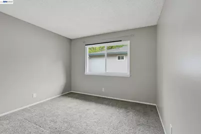 8185 Arroyo Dr #3, Pleasanton, CA 94588 - Photo 12