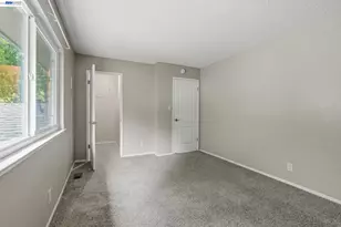 8185 Arroyo Dr, Pleasanton, CA 94588 - Photo 18