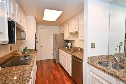 [Address not provided], San Mateo, CA 94402 - Photo 8
