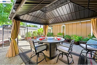 1661 Beckner Ct, Concord, CA 94521 - Photo 36