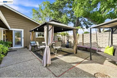 1661 Beckner Ct, Concord, CA 94521 - Photo 38