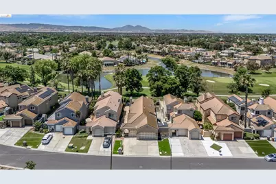 1952 Cherry Hils Dr, Discovery Bay, CA 94505 - Photo 18