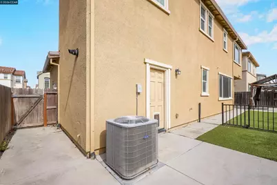 531 Lavender Dr, Vacaville, CA 95687 - Photo 56