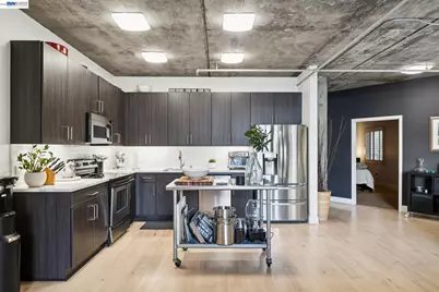 311 Oak St #720, Oakland, CA 94607 - Photo 18