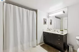 311 Oak St, Oakland, CA 94607 - Photo 28