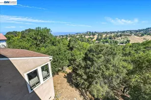 27468 Hayward Blvd, Hayward, CA 94542 - Photo 54