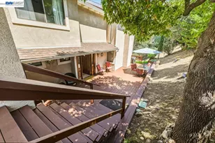 27468 Hayward Blvd, Hayward, CA 94542 - Photo 6