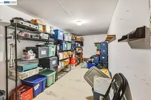 27468 Hayward Blvd, Hayward, CA 94542 - Photo 64