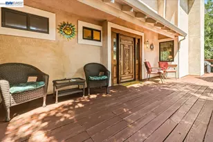 27468 Hayward Blvd, Hayward, CA 94542 - Photo 2