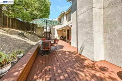 27468 Hayward Blvd, Hayward, CA 94542 - Photo 8