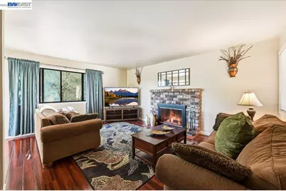 27468 Hayward Blvd, Hayward, CA 94542 - Photo 28