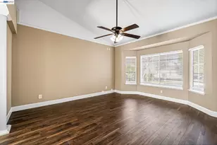 2034 Wrenwood Ave, Clovis, CA 93611 - Photo 12