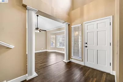 2034 Wrenwood Ave, Clovis, CA 93611 - Photo 8