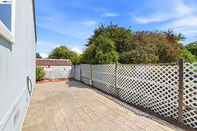 29020 Berkeley, Hayward, CA 94544 - Photo 36