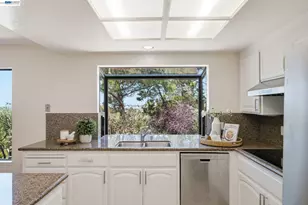 45960 Sentinel Pl, Fremont, CA 94539 - Photo 16