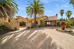 1615 Lawrence Rd, Danville, CA 94506 - Photo 76