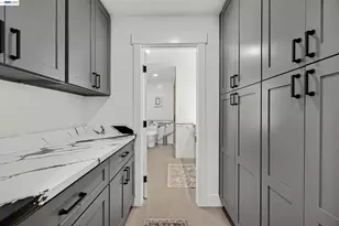 4363 Short Hill Rd, Oakland, CA 94605 - Photo 24