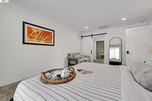 4363 Short Hill Rd, Oakland, CA 94605 - Photo 12