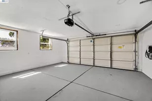 4363 Short Hill Rd, Oakland, CA 94605 - Photo 36