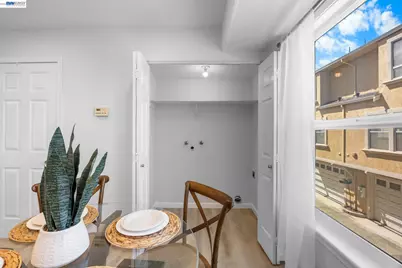 278 Estabrook St, San Leandro, CA 94577 - Photo 10