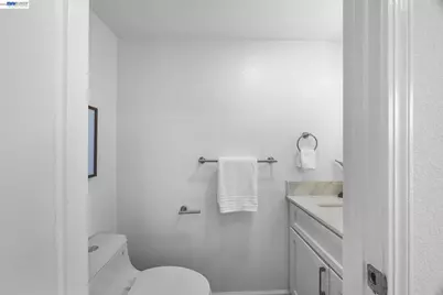 278 Estabrook St, San Leandro, CA 94577 - Photo 12