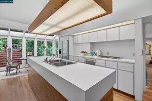 56 Camino Encinas, Orinda, CA 94563 - Photo 10